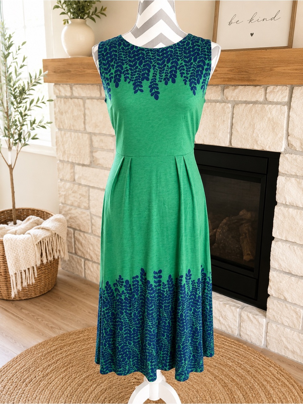 Boden Green & Navy Sleeveless Midi Dress – Size 6